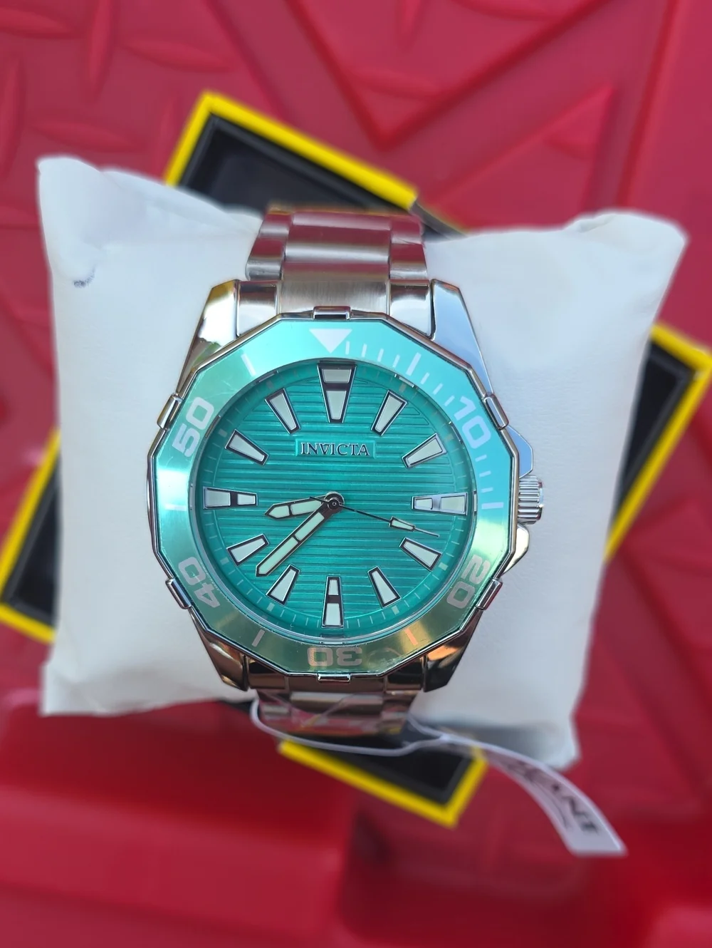 414. Invicta Diver Meridian Men's Watch - 46mm. Steel (69239)
